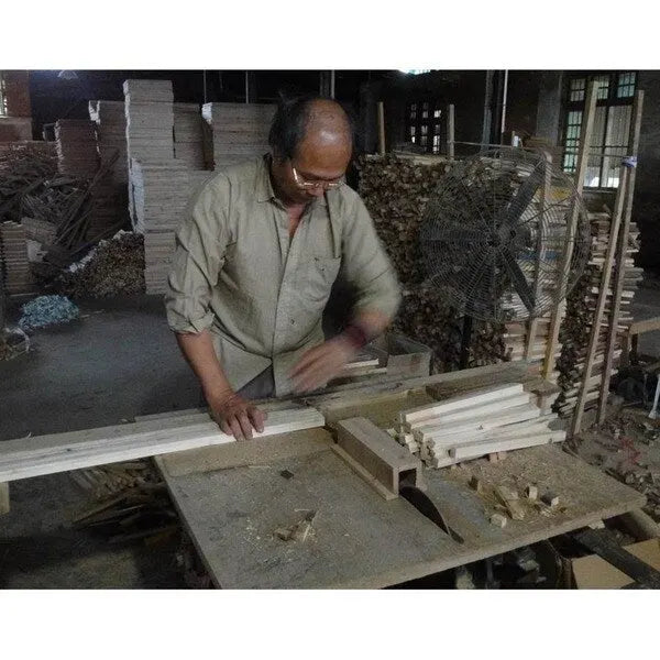 Handmade Small 3-drawer Korean Antique-style Credenza (China)